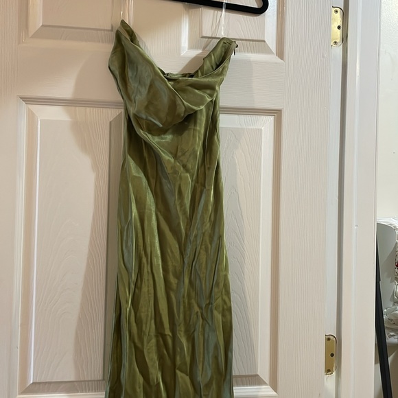 SNDYS x Revolve Angel Strapless Midi Dress in Olive - Picture 5 of 8